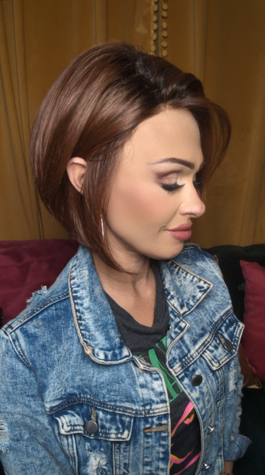 Angled Bob by TRESSALLURE