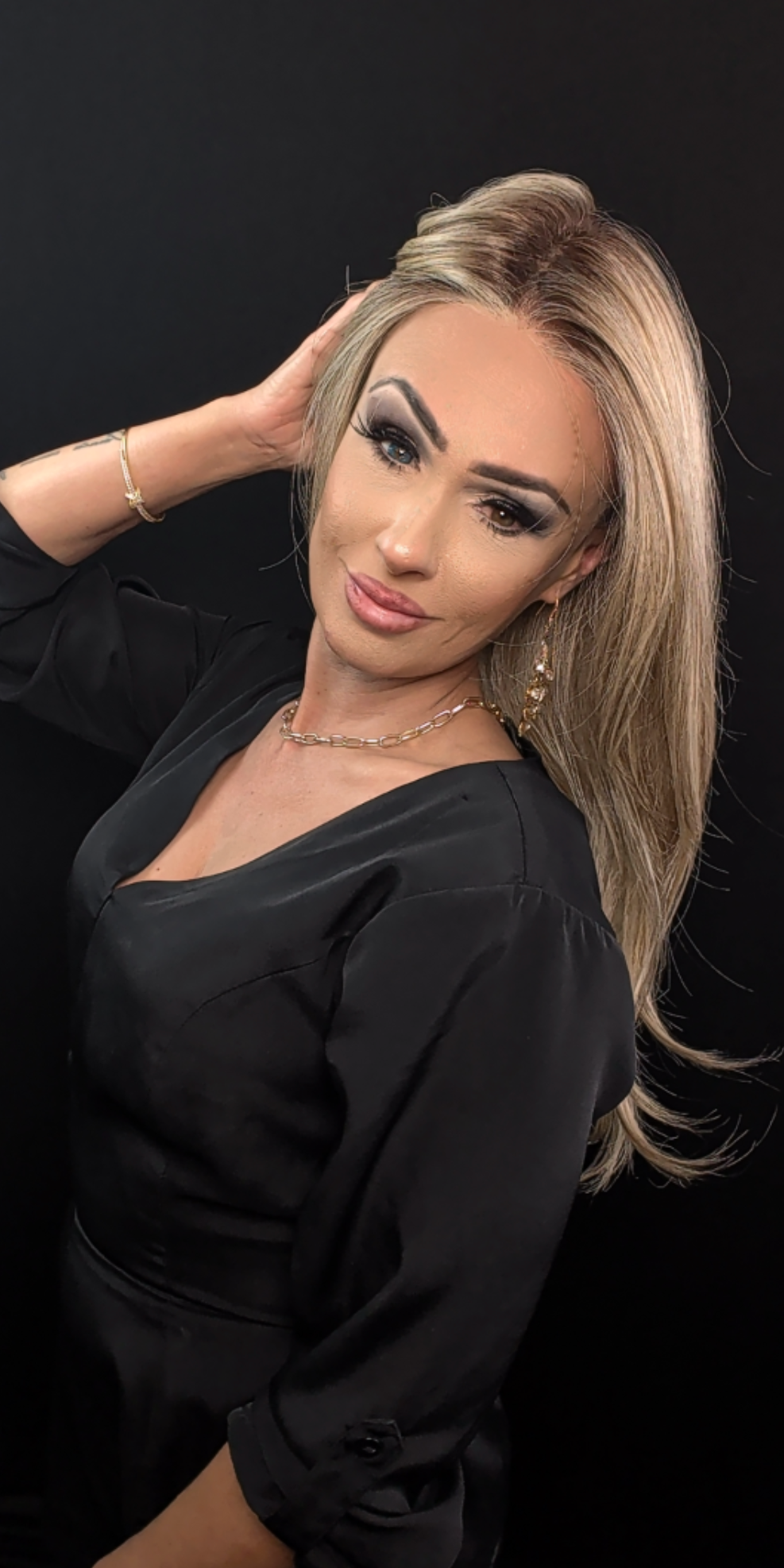 Armani | Lux | Shaken Oatmilk Blonde R | Belletress | Discontinued| OPEN BOX