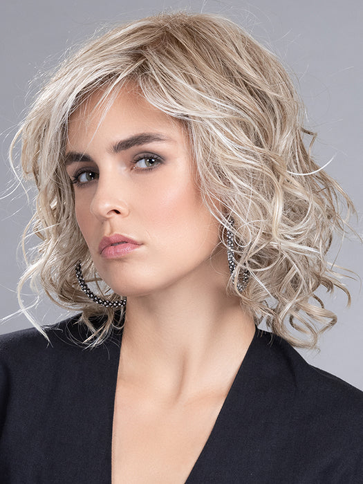 Lovely | 100% Hand Tied | Topper | Ellen Wille