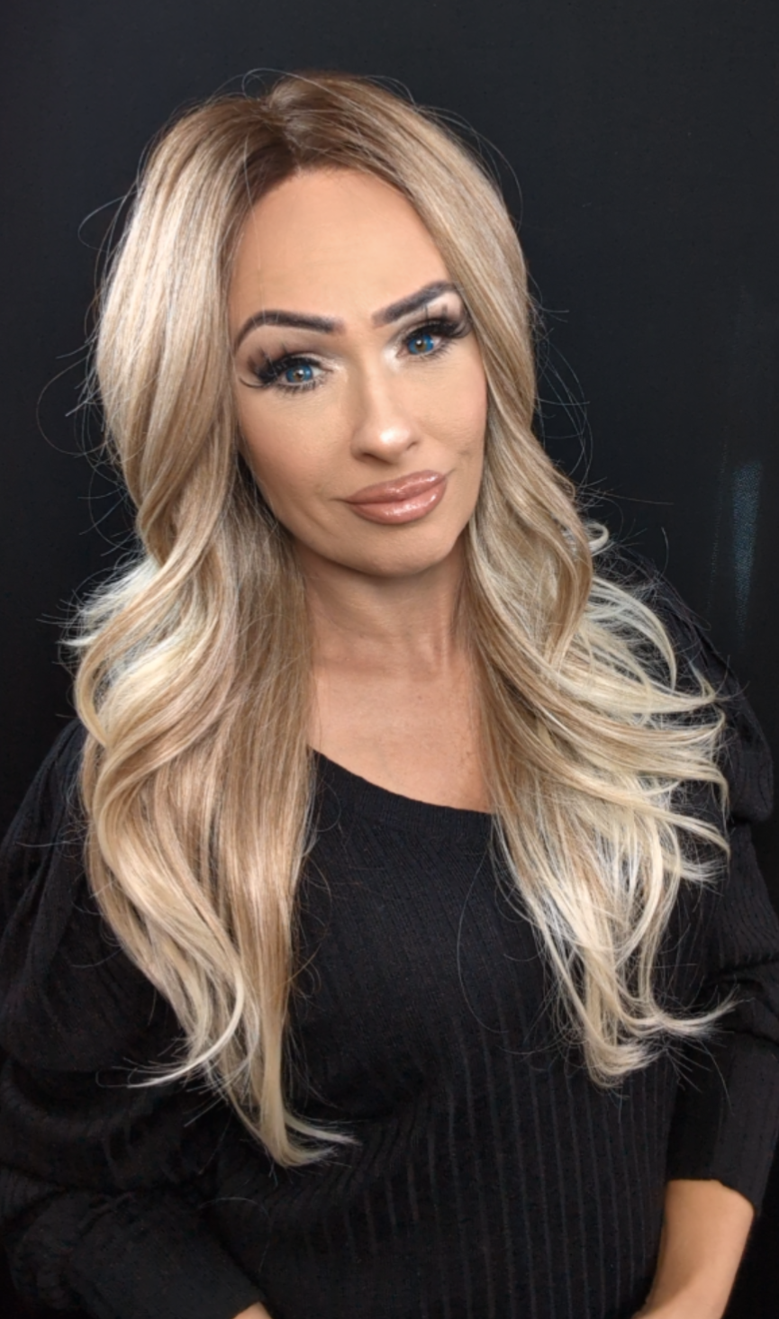 Allure Wavez| Melted Marshmallow |  Rene of Paris | Open Box