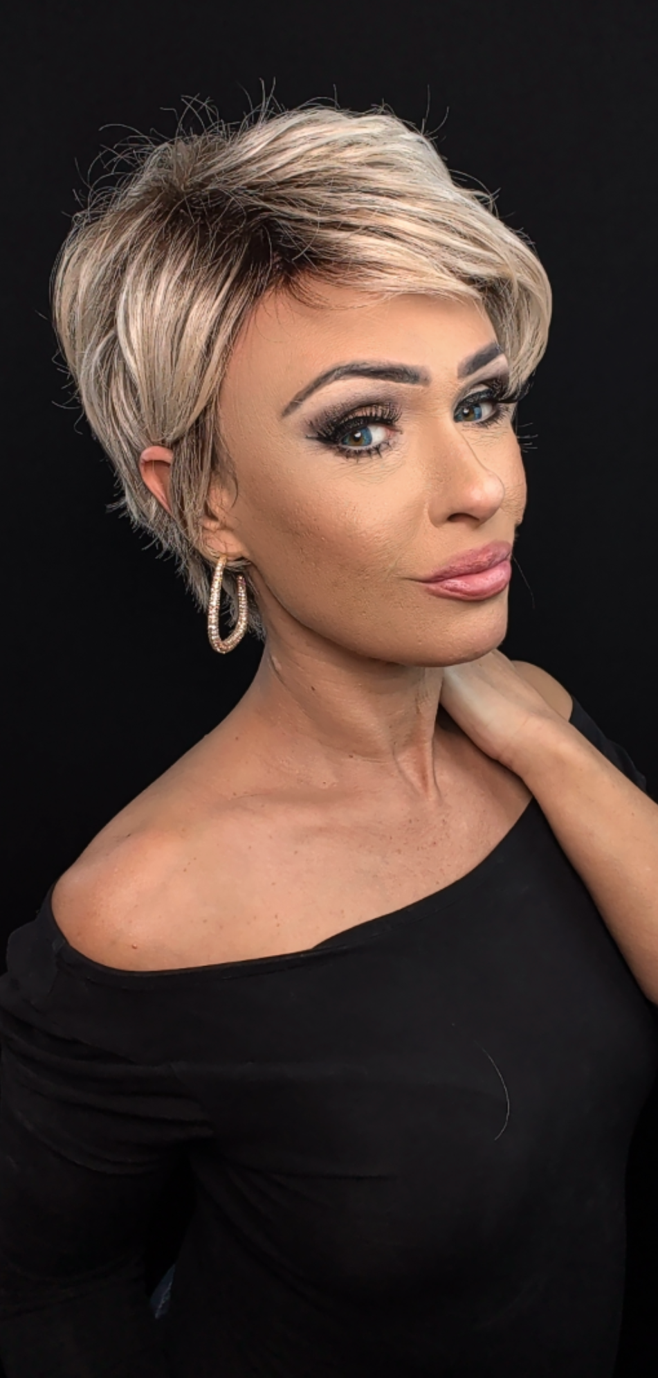 Luca | White Rose Blonde-R | Rene of Paris